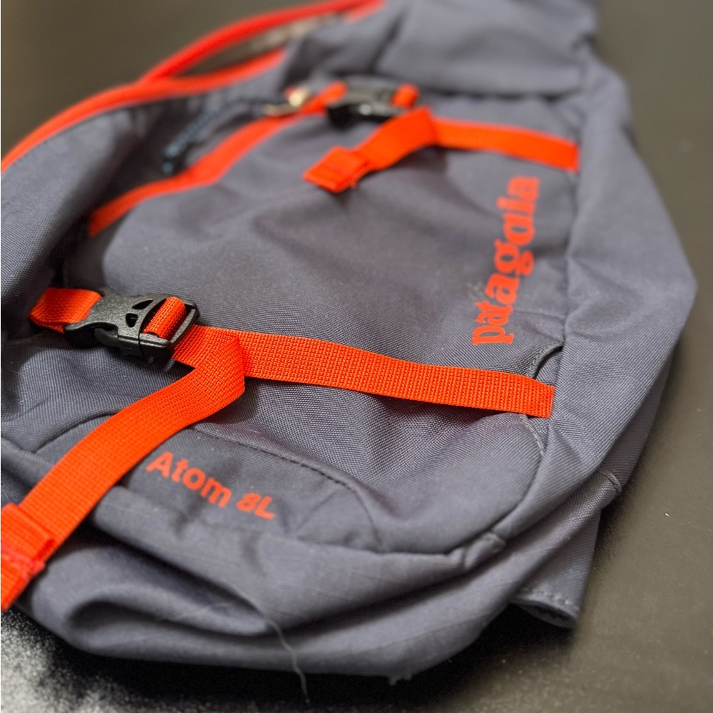PATAGONIA ATOM 8L SLING BAG - Picture 2 of 7